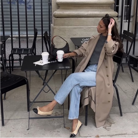 Two Toned Ballet Flats Tan w/ Black Toe and Black Cord Bow size 7 NWOT - Picture 1 of 13
